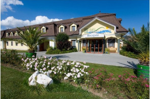 Hétkúti Wellness Hotel és Lovaspark