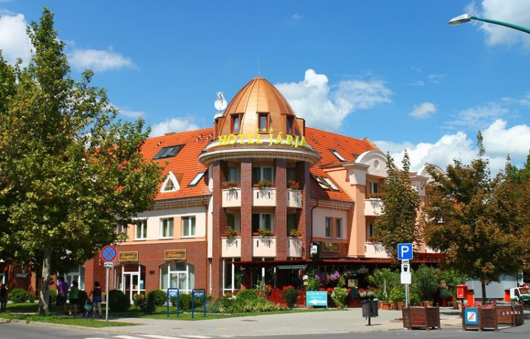 Hotel Járja