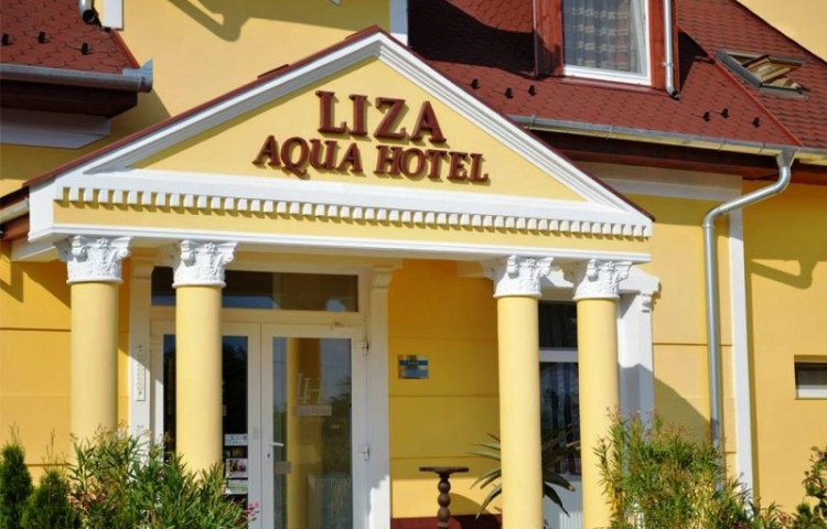 Liza Aqua & Conference Hotel